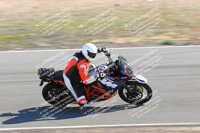 media/Feb-05-2023-Classic Track Day (Sun) [[c35aca4a42]]/Group 2/session 1 turn 9/